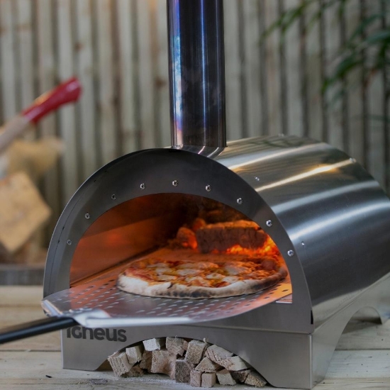 paleta-pizza-in-Cuptor-pizza-pe-lemne-igneus-minimo